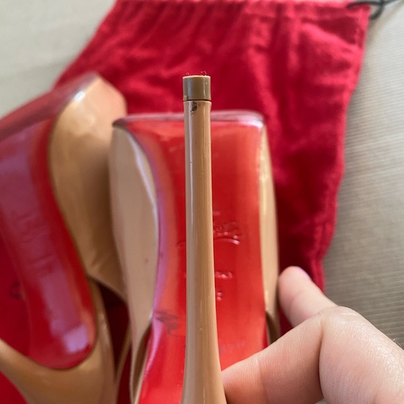 Christian Louboutin PeepToe Slingback pump heels - Picture 5 of 6